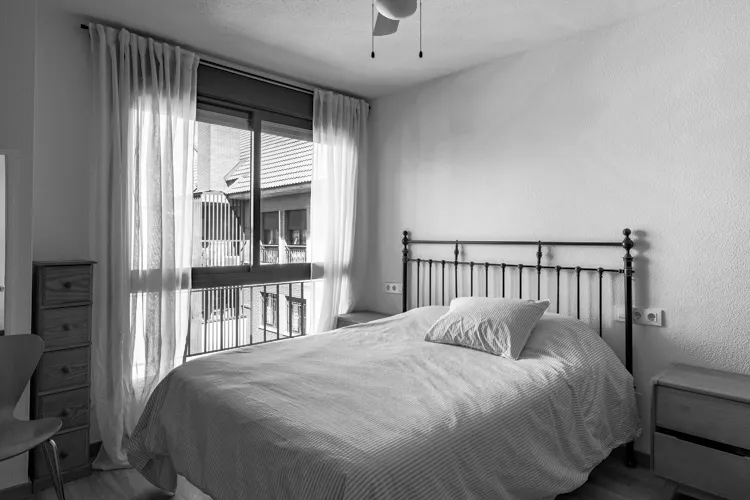 Foto de dormitorio en un piso en alquiler