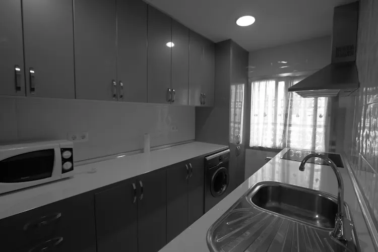 Foto de cocina en un piso en alquiler