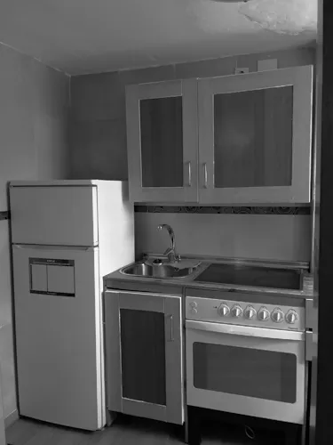 Foto de cocina en un piso en alquiler