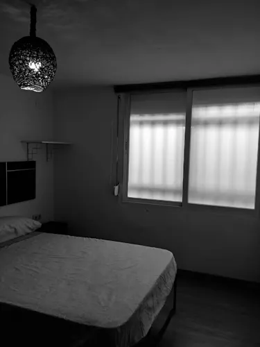 Foto de dormitorio en un piso en alquiler