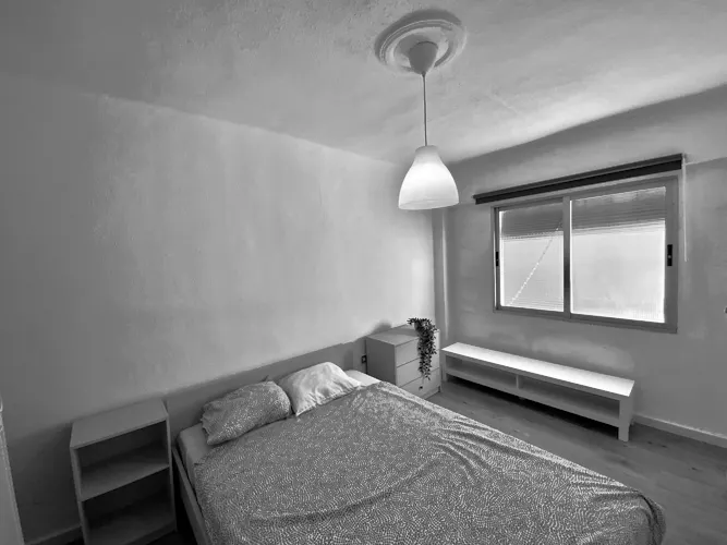 Foto de dormitorio en un piso en alquiler
