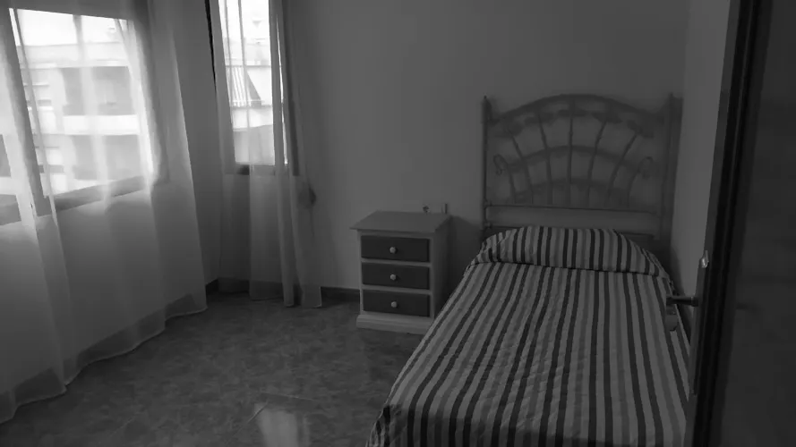 Foto de dormitorio en un piso en alquiler