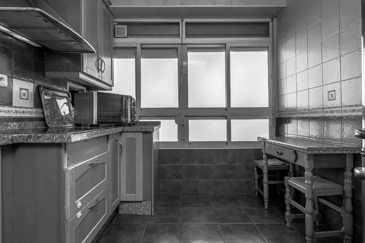 Foto de cocina en un piso en alquiler