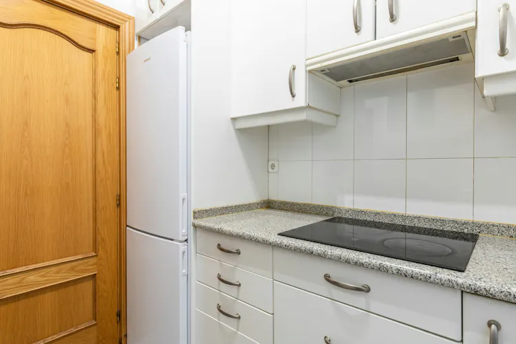 Foto de cocina en un piso en alquiler