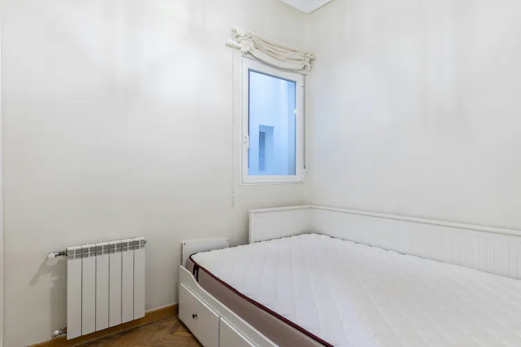 Foto de dormitorio en un piso en alquiler