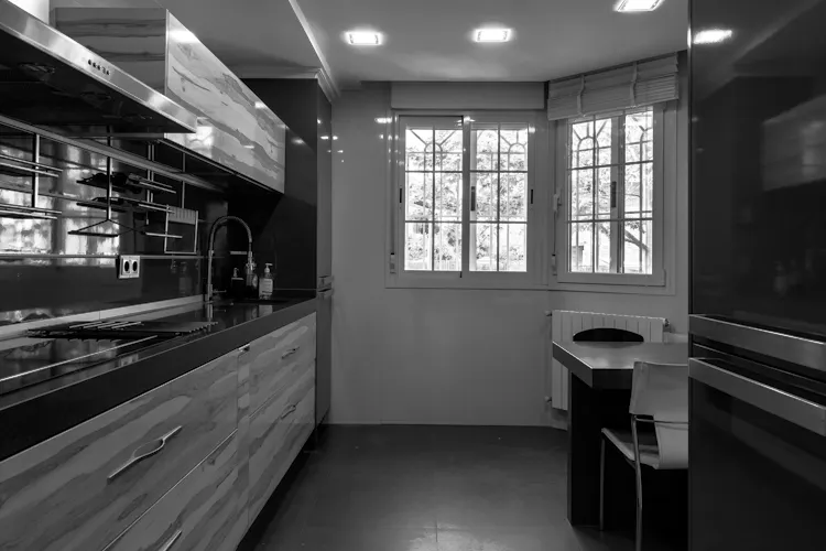 Foto de cocina en un piso en alquiler