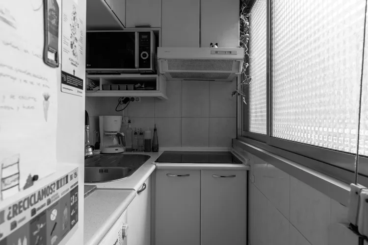 Foto de cocina en un piso en alquiler