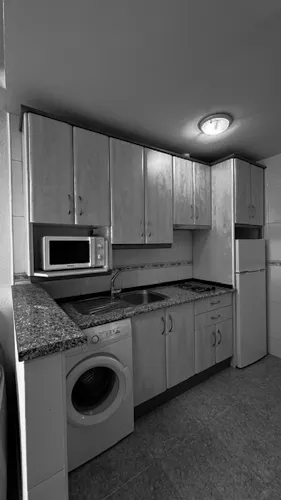 Foto de cocina en un piso en alquiler