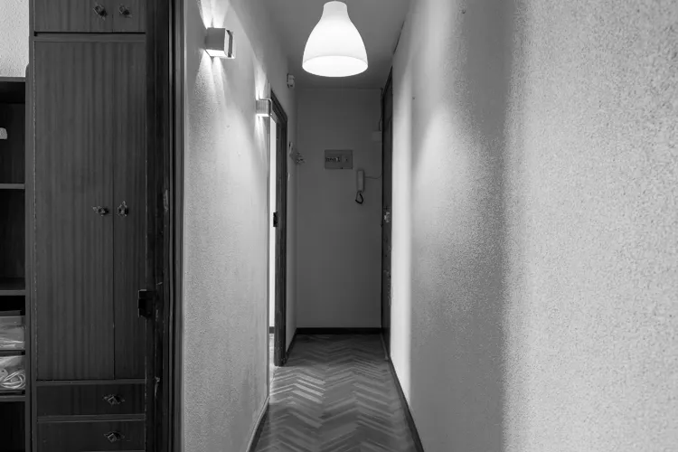 Foto de pasillo en un piso en alquiler