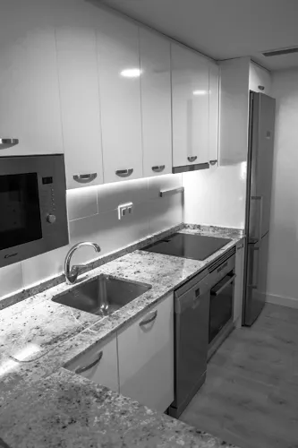 Foto de cocina en un piso en alquiler