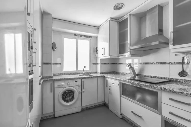 Foto de cocina en un piso en alquiler