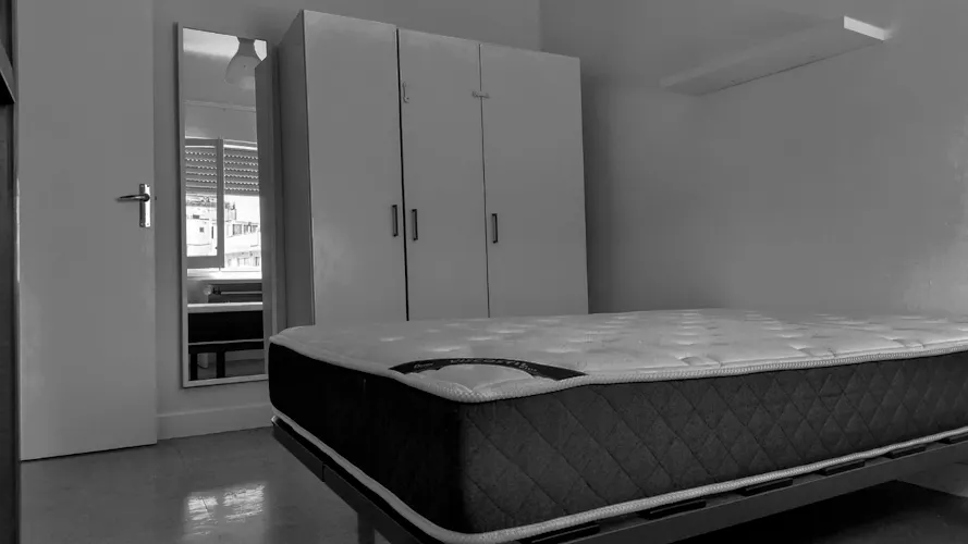 Foto de dormitorio en un piso en alquiler