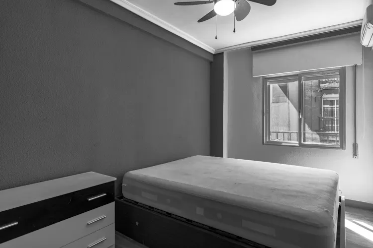 Foto de dormitorio en un piso en alquiler