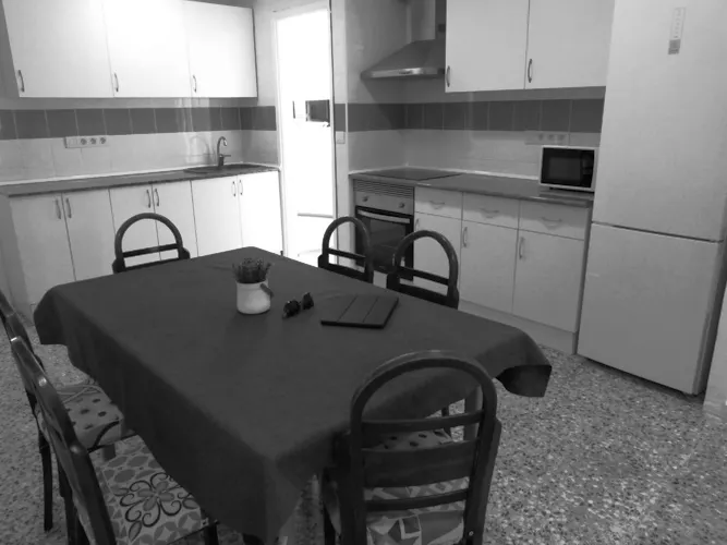 Foto de cocina en un piso en alquiler