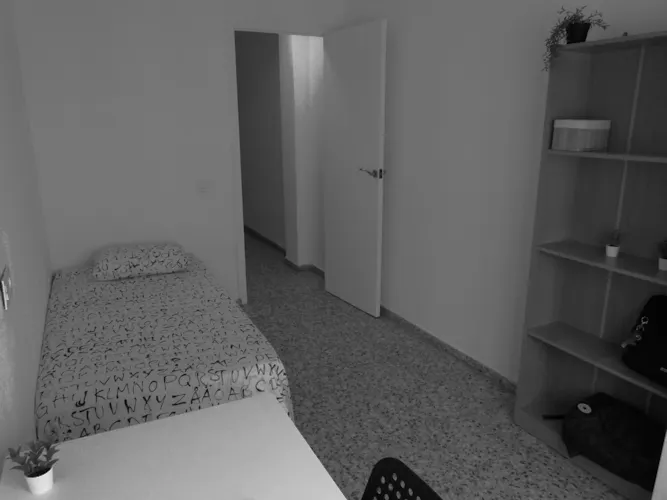 Foto de dormitorio en un piso en alquiler