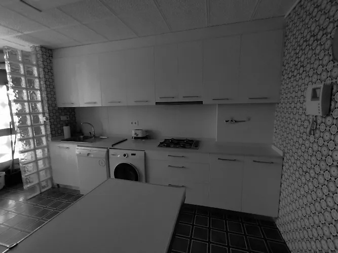 Foto de cocina en un piso en alquiler