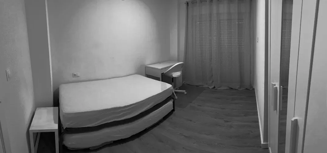 Foto de dormitorio en un piso en alquiler