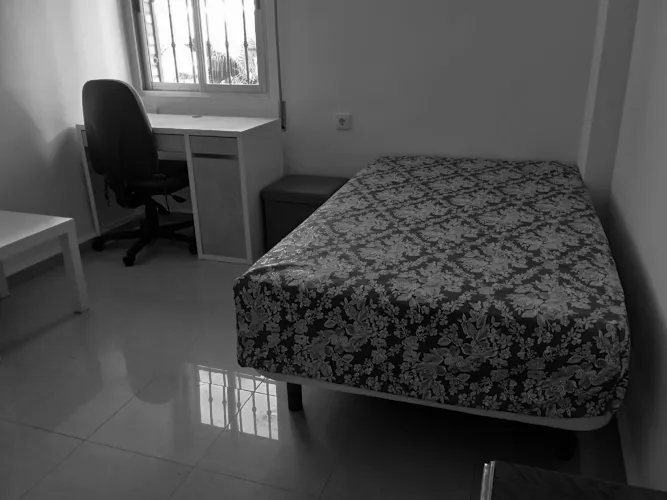 Foto de dormitorio en un piso en alquiler