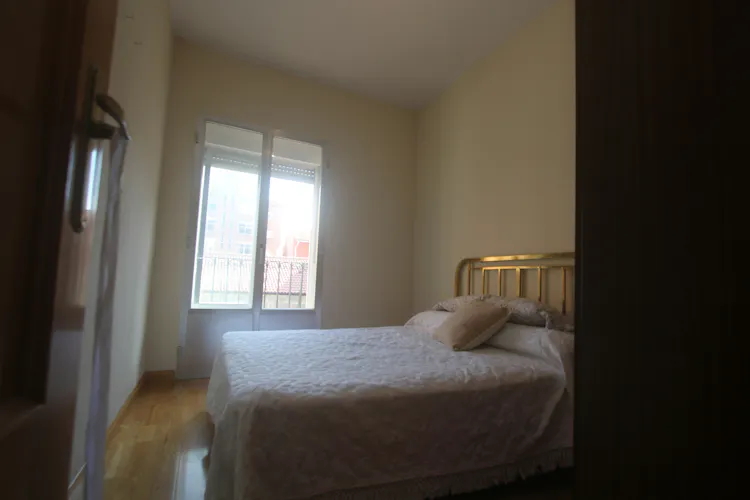 Foto de dormitorio en un piso en alquiler