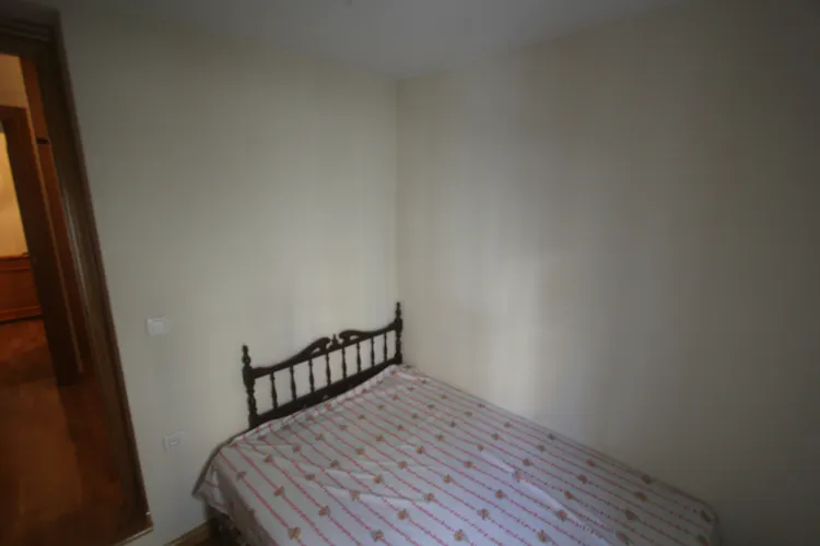 Foto de dormitorio en un piso en alquiler