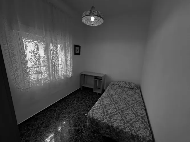 Foto de dormitorio en un piso en alquiler