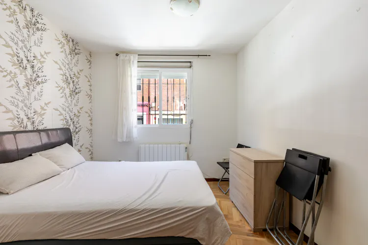 Foto de dormitorio en un piso en alquiler