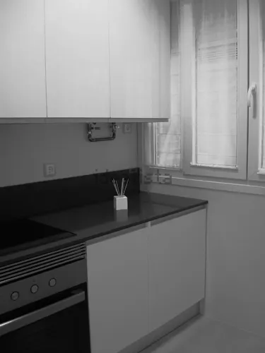 Foto de cocina en un piso en alquiler
