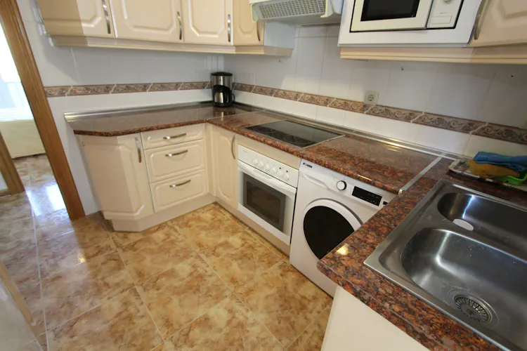 Foto de cocina en un piso en alquiler