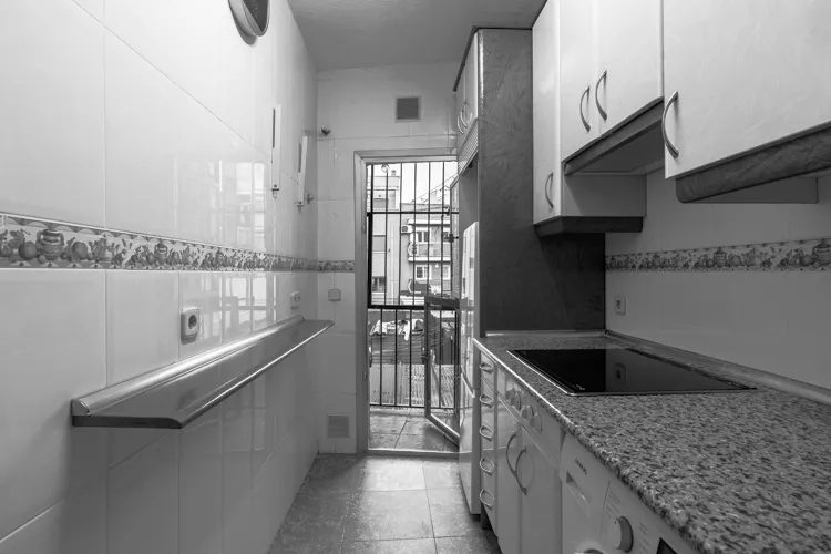 Foto de cocina en un piso en alquiler
