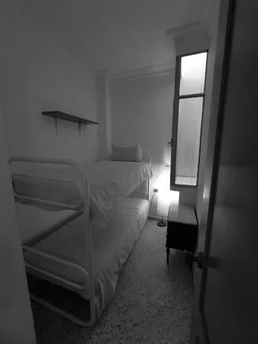 Foto de dormitorio en un piso en alquiler