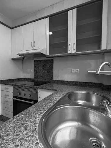 Foto de cocina en un piso en alquiler