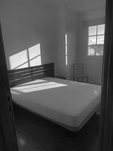 Foto de dormitorio en un piso en alquiler