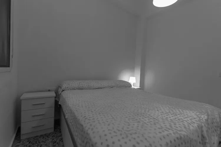 Foto de dormitorio en un piso en alquiler