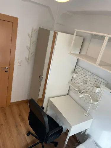 Foto de dormitorio en un piso en alquiler