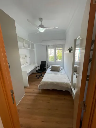 Foto de dormitorio en un piso en alquiler