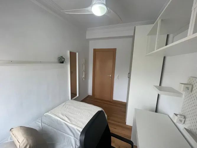 Foto de dormitorio en un piso en alquiler