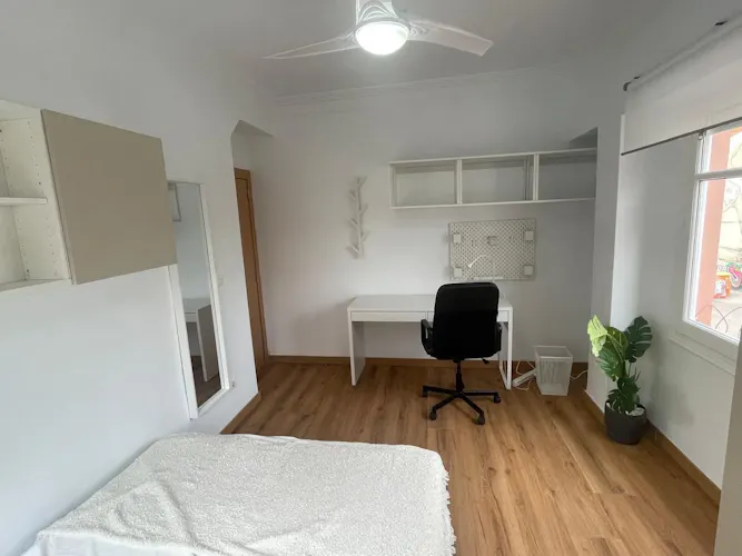 Foto de dormitorio en un piso en alquiler