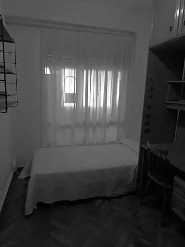Foto de dormitorio en un piso en alquiler