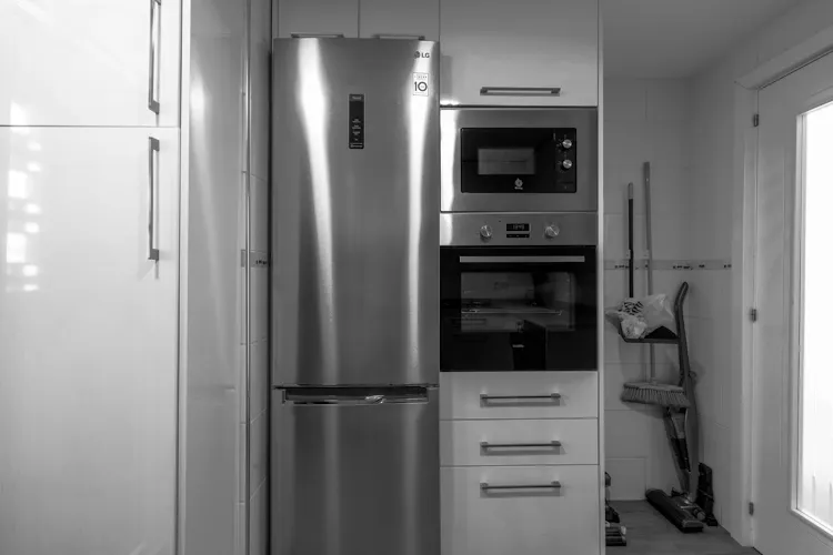 Foto de cocina en un piso en alquiler