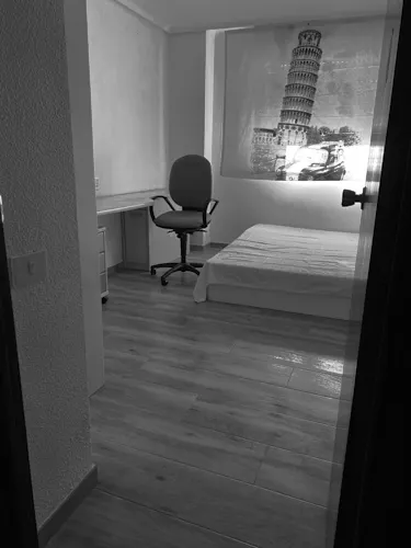 Foto de dormitorio en un piso en alquiler