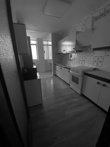 Foto de cocina en un piso en alquiler