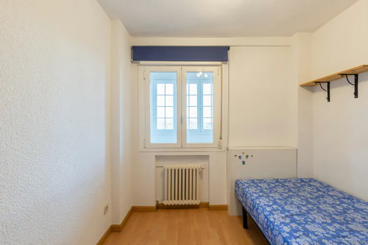 Foto de dormitorio en un piso en alquiler
