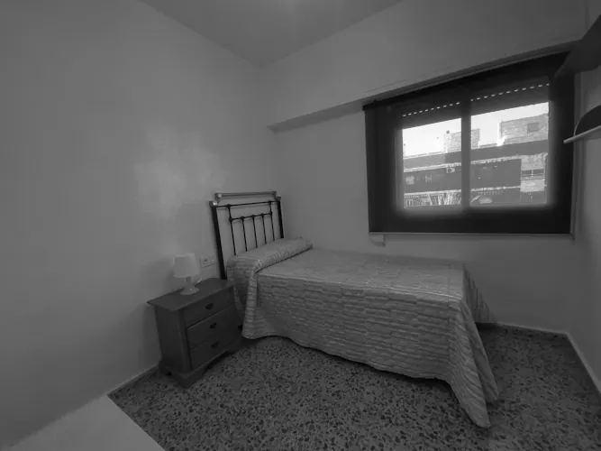Foto de dormitorio en un piso en alquiler