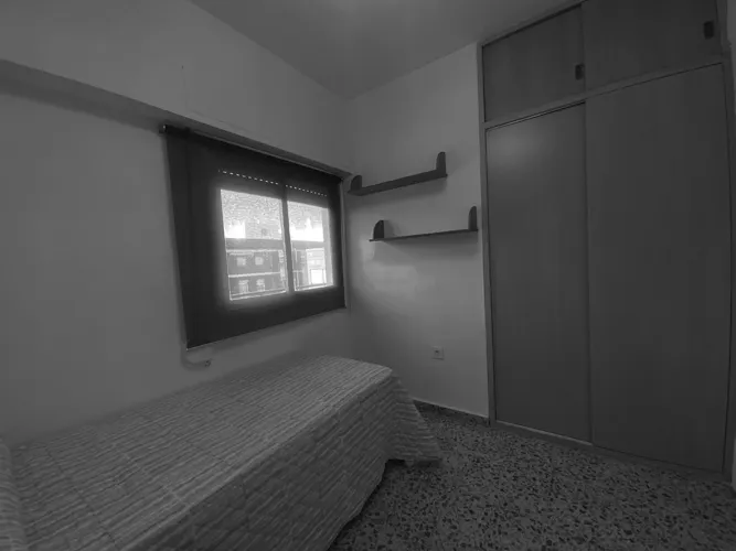 Foto de dormitorio en un piso en alquiler