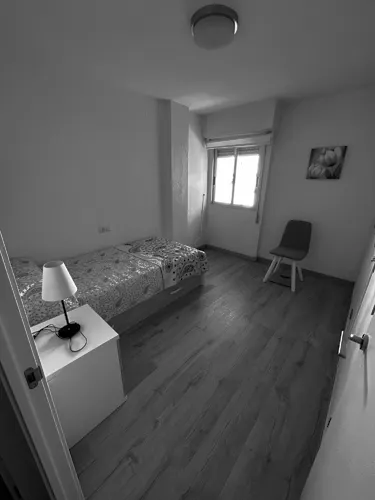 Foto de dormitorio en un piso en alquiler