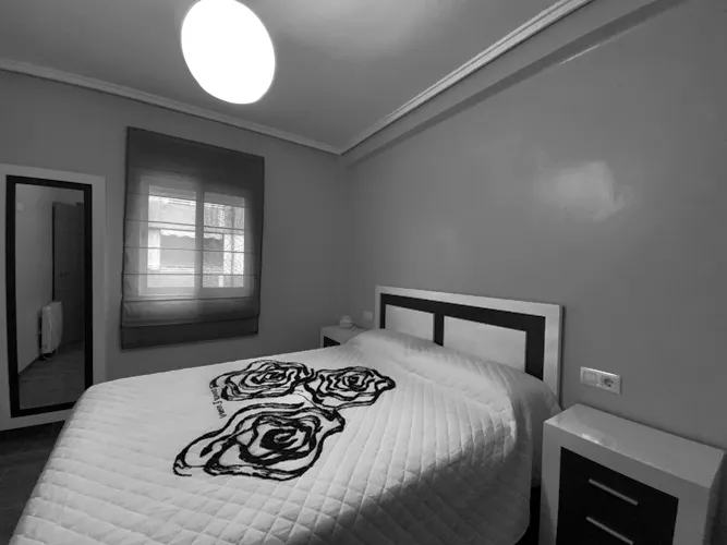 Foto de dormitorio en un piso en alquiler