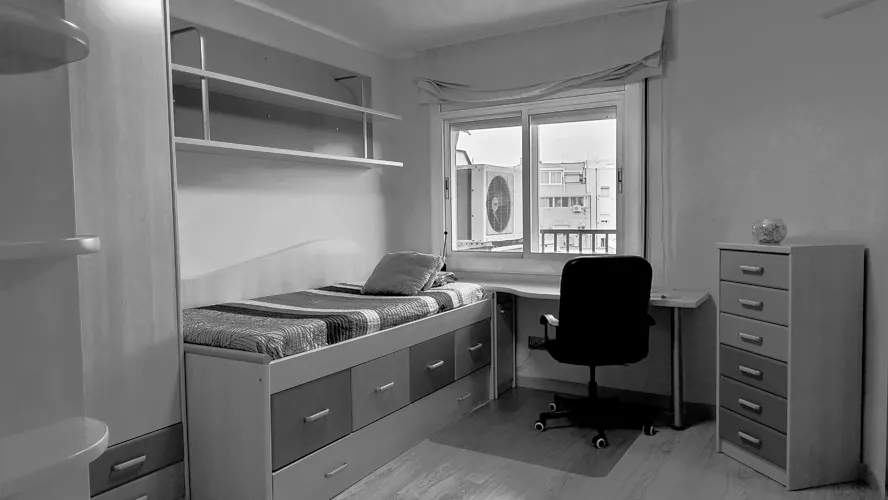 Foto de dormitorio en un piso en alquiler