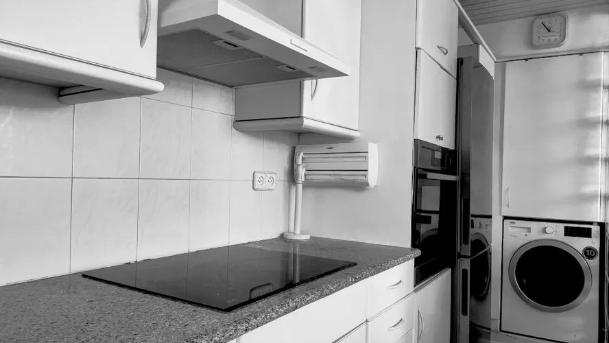 Foto de cocina en un piso en alquiler