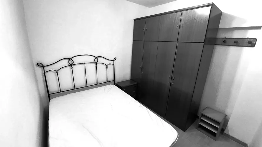 Foto de dormitorio en un piso en alquiler