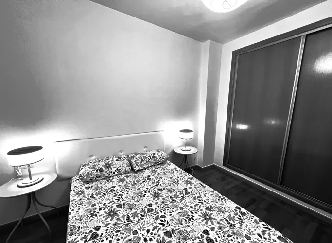 Foto de dormitorio en un piso en alquiler